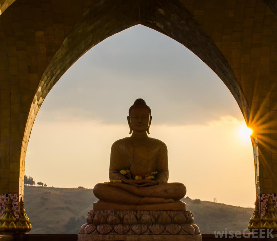 buddha-against-sunset